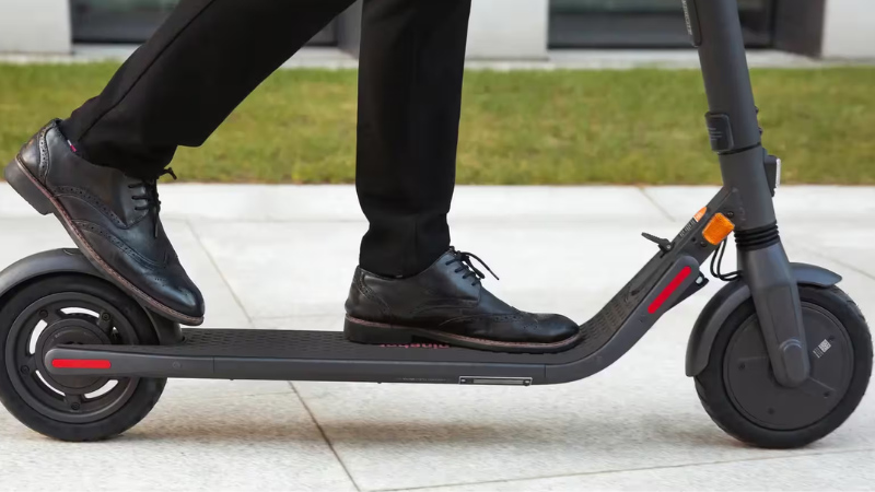 Sıfırdan Elektrikli Scooter Bakımı: İlk Adımlar