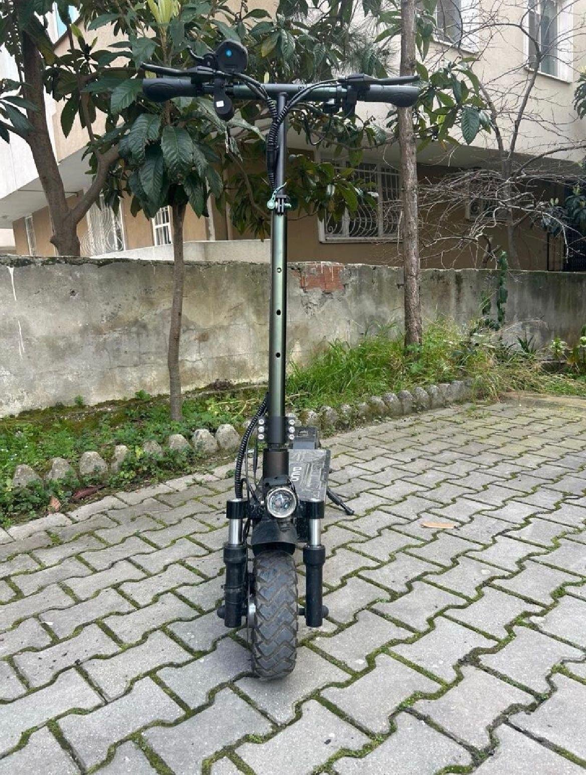 ONVO OV-013 X-Plus 2000 W Elektrikli Scooter Siyah