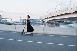 Yokuş Dinlemeyen Çift Motorlu En Güçlü Elektrikli Scooter Önerileri