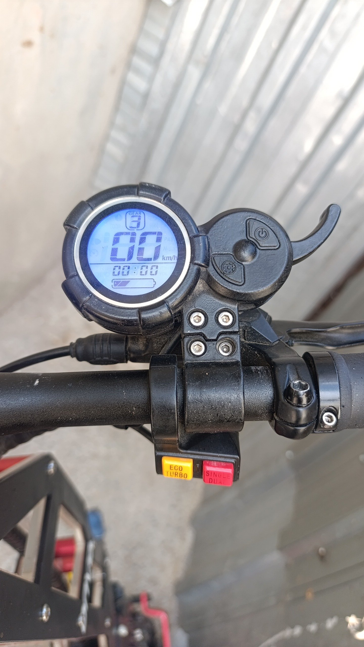ONVO RX8 3300KM