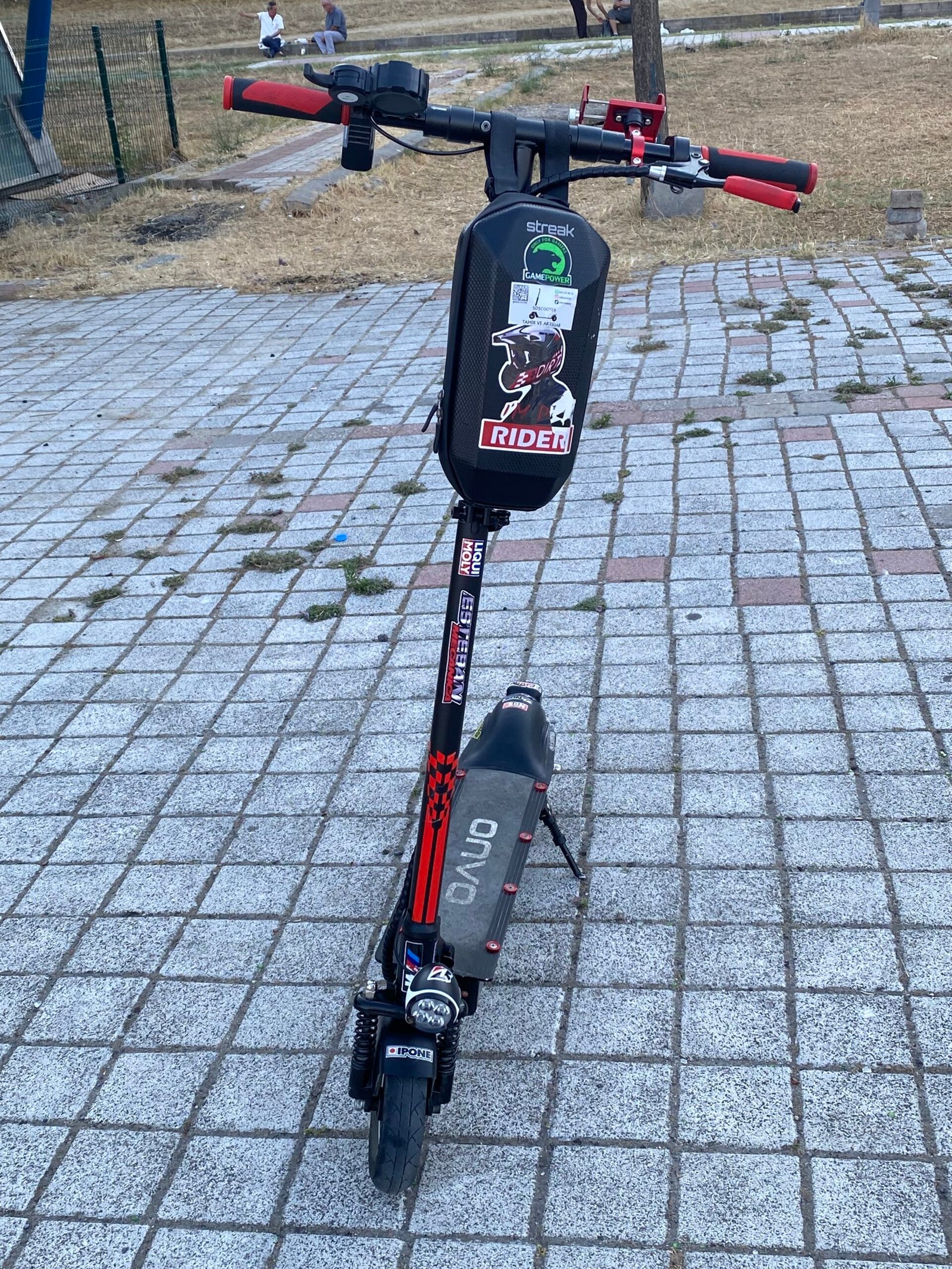 Temiz kullanılmış Onvo 007x scooter 2025 model