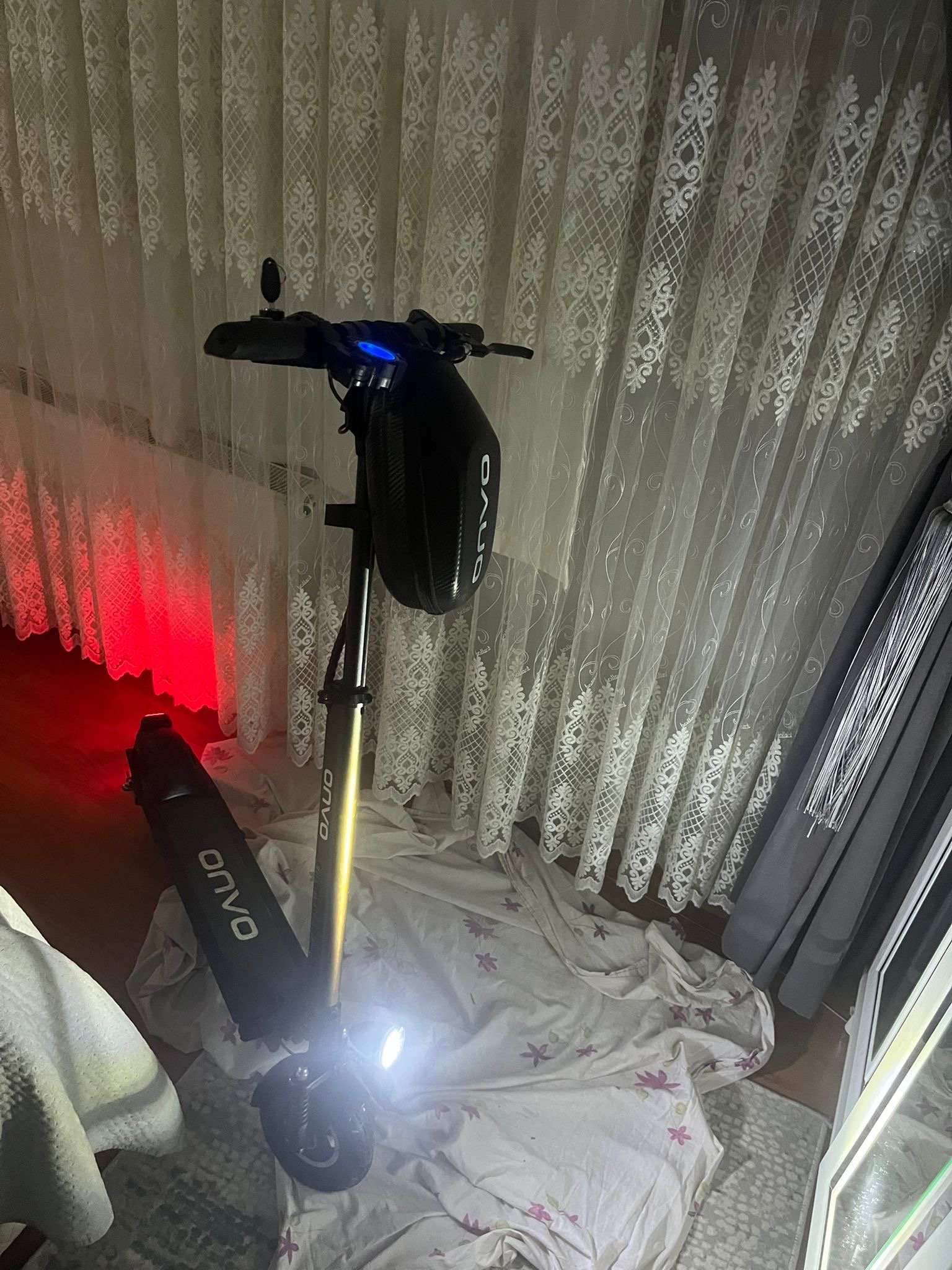 Onvo 007x scooter