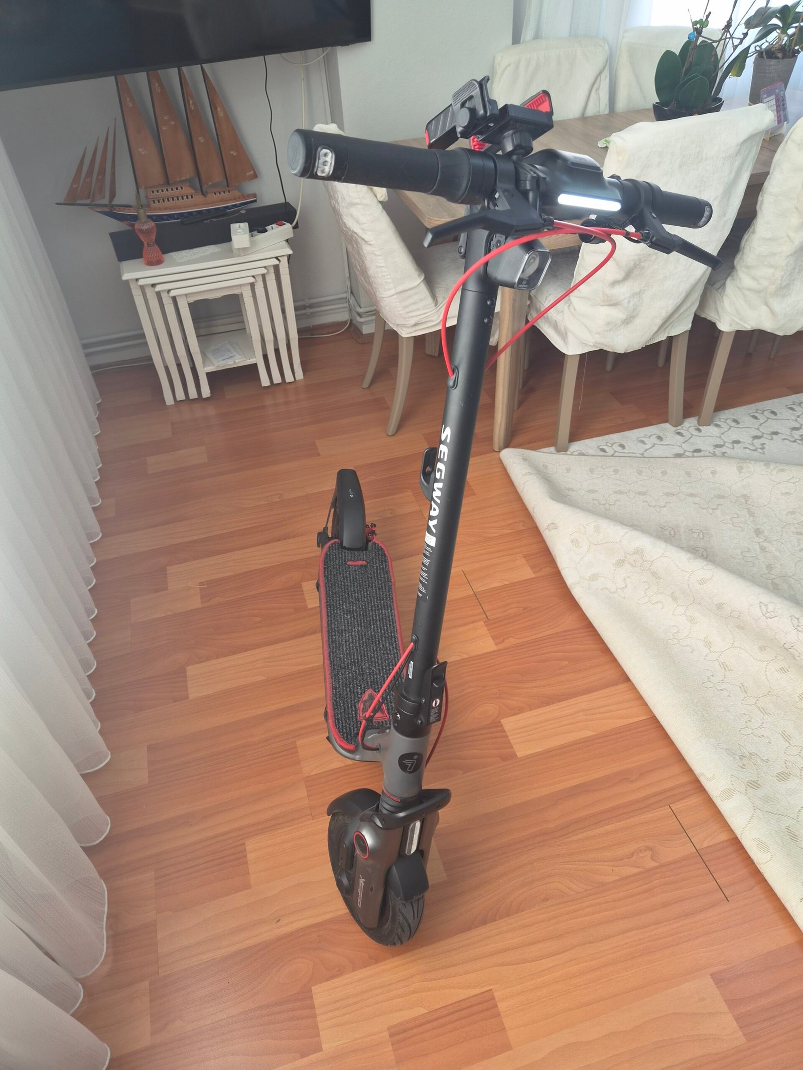 Segway F3 Pro 18 ay garantılı(MEDİAMARKT FATURALI)