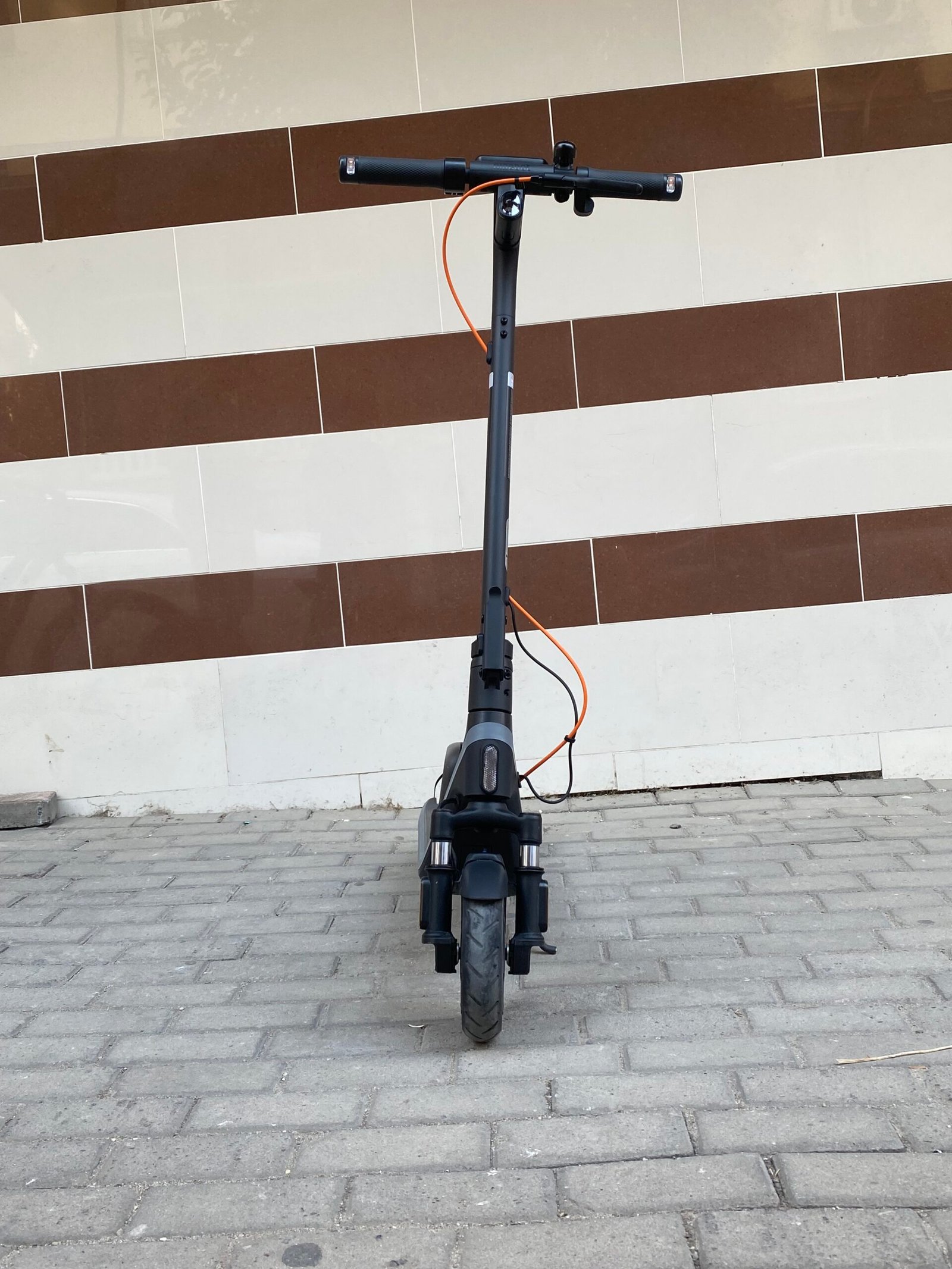 Temiz kullanılmış elektrikli scooter
